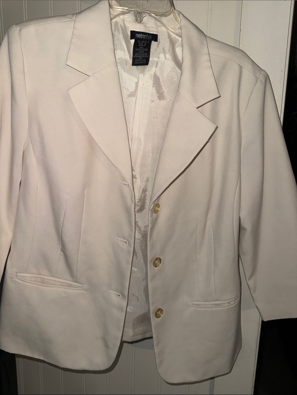 metrostyle Cream Single-Breasted Blazer with Notch Lapels